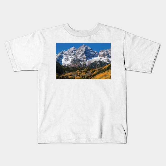 Trees With Mountain Range In The Background Maroon Bells Kids T-Shirt by HammiltenJohn